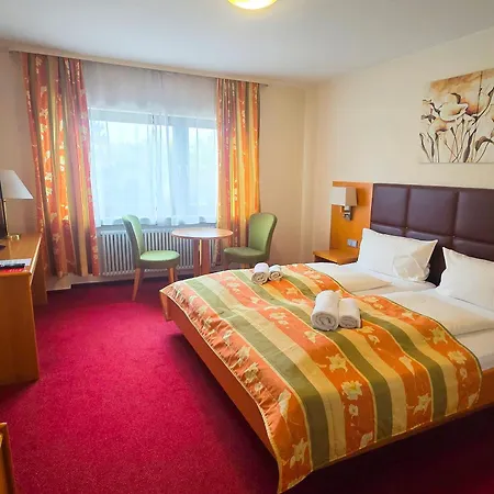 Alembra - Zur Moselbruecke