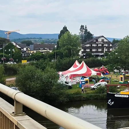 Alembra - Zur Moselbruecke 3*