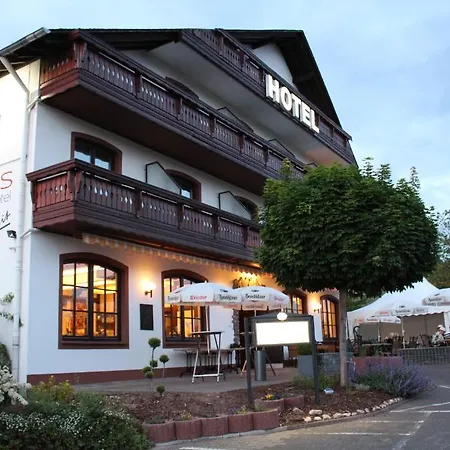 Alembra - Zur Moselbruecke 酒店 3*