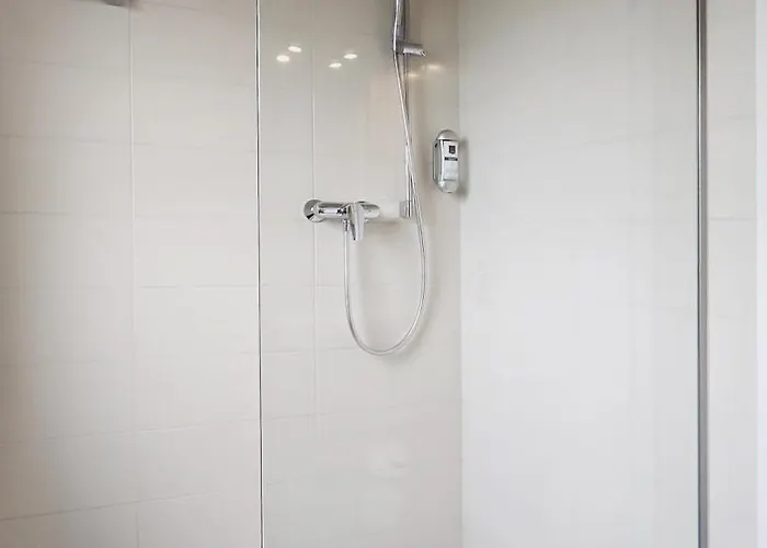 Alembra - Zur Moselbruecke