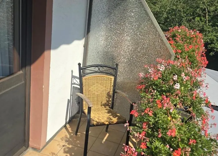 Alembra - Zur Moselbruecke Hotel